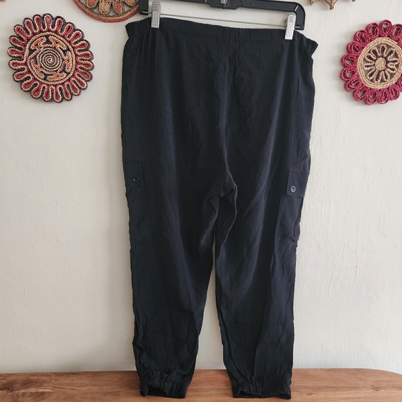 Vince Silk Cargo Jogger Pants - Picture 5 of 9